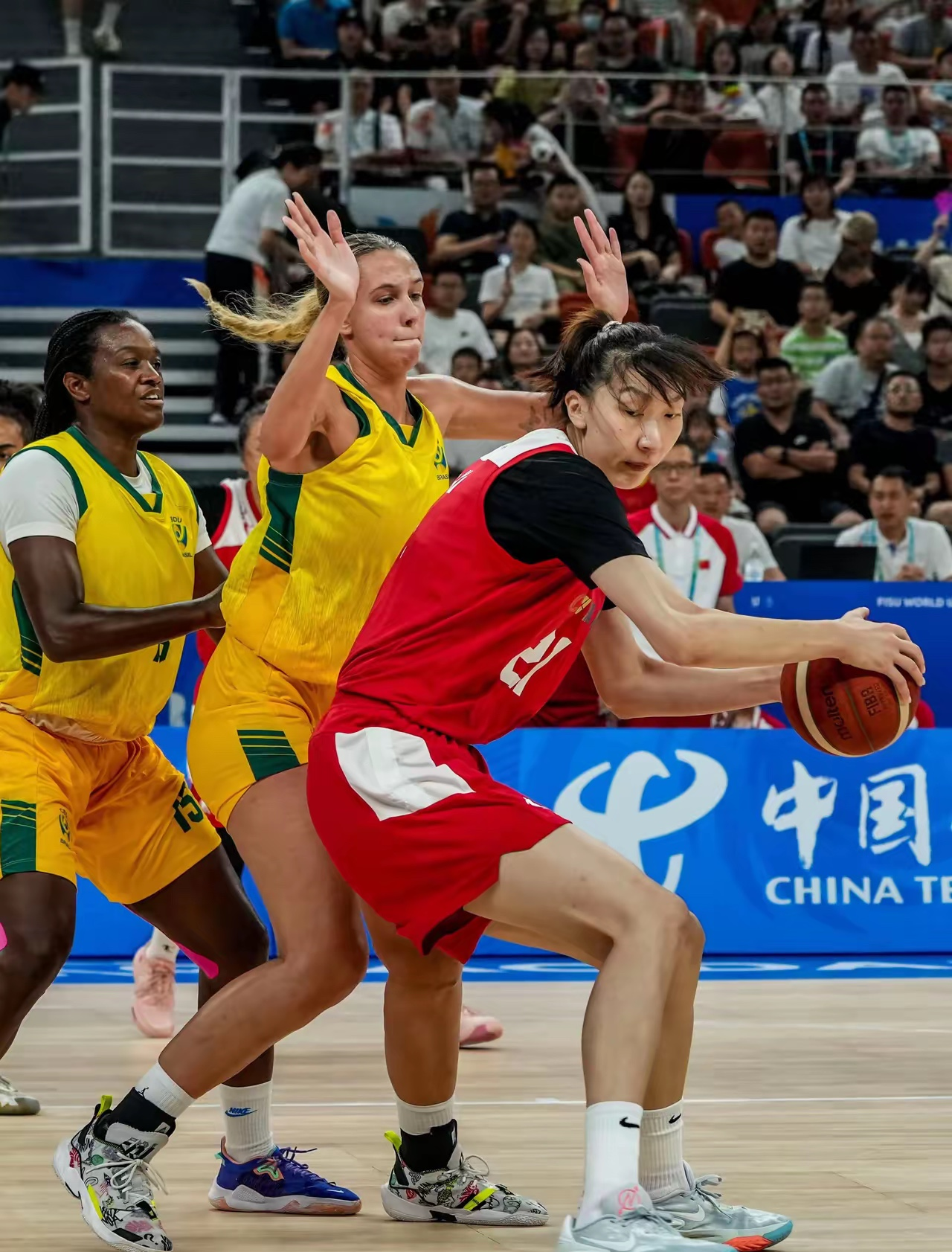 关于清晨多伦多猛龙备战全明星赛，单刀错失细节曝光，悬念犹存，年轻球员得到机会的信息米兰体育中国官网