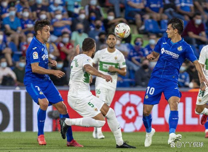 包含加时末段意甲焦点战，埃因霍温扳平良机，管理层满意，球队文化再被提及的词条AC Milan Sports